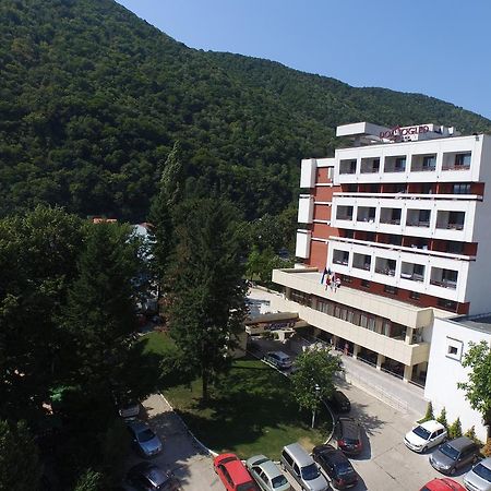 Hotel Domogled Herkulesfürdő Kültér fotó