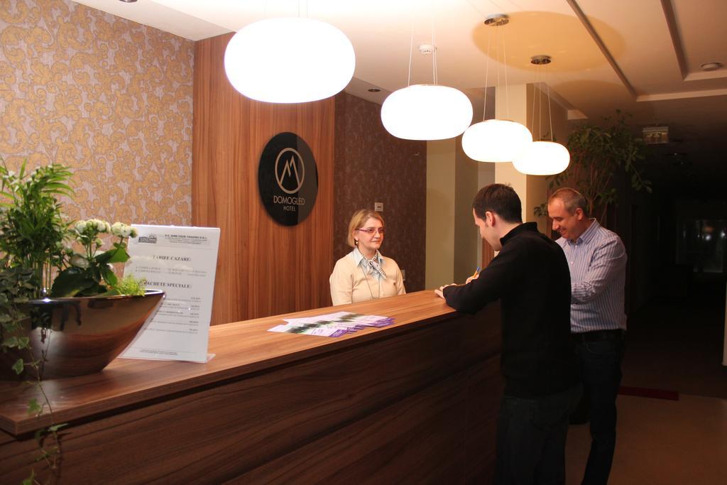 Hotel Domogled Herkulesfürdő Kültér fotó